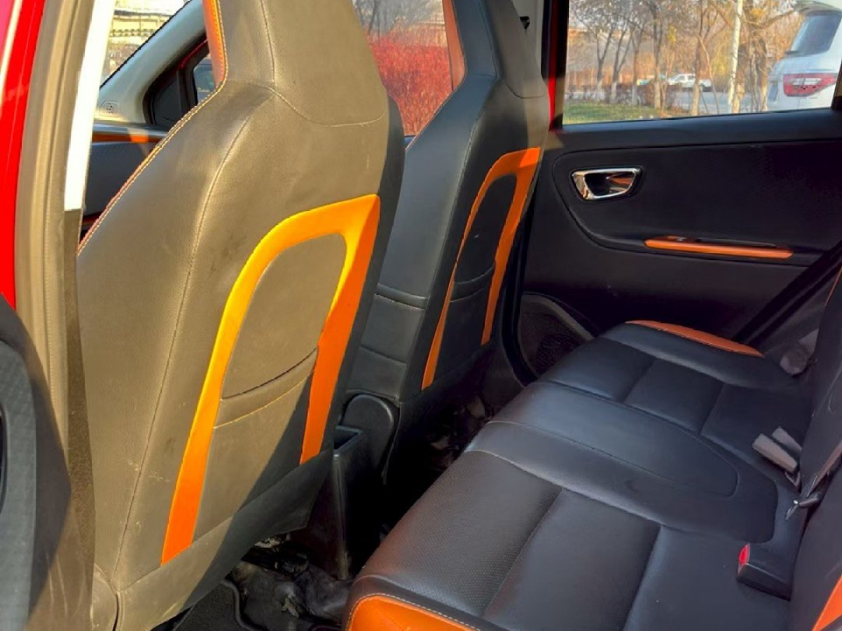 GEELY Vision X1 2019 car image #7