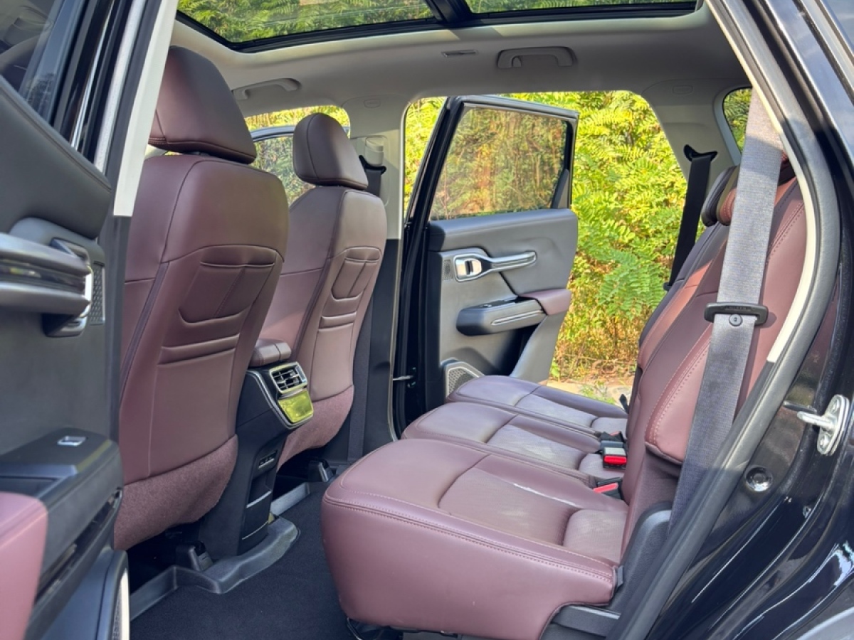 GEELY Okavango 2022 car image #7