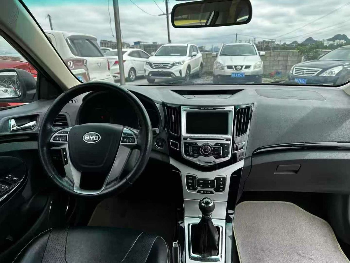 BYD SuRui 2013 car image #7