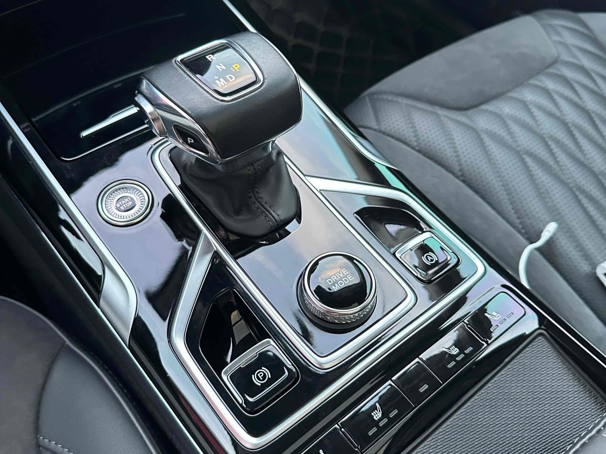 HongQi TianGong 05 2022 #7 HongQi TianGong 05 2022 car image #7