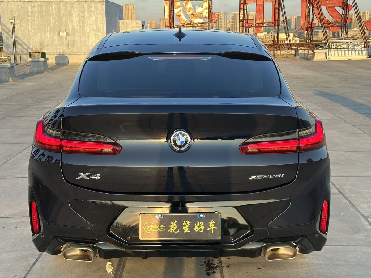 BMW X4 2022 car image #7