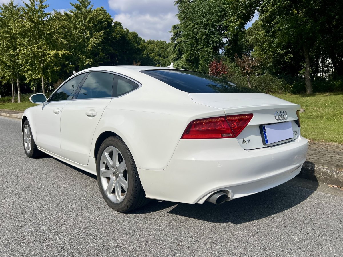 Audi A7 2013 car image #7