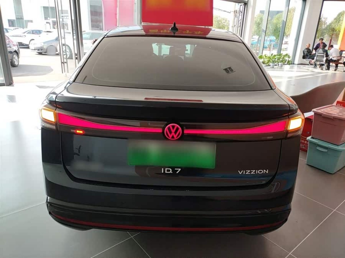 Volkswagen ID.7 Vizzion 2024 immagine di auto #7