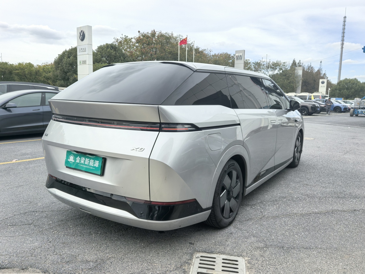 Xpeng X9 2024 immagine di auto #7