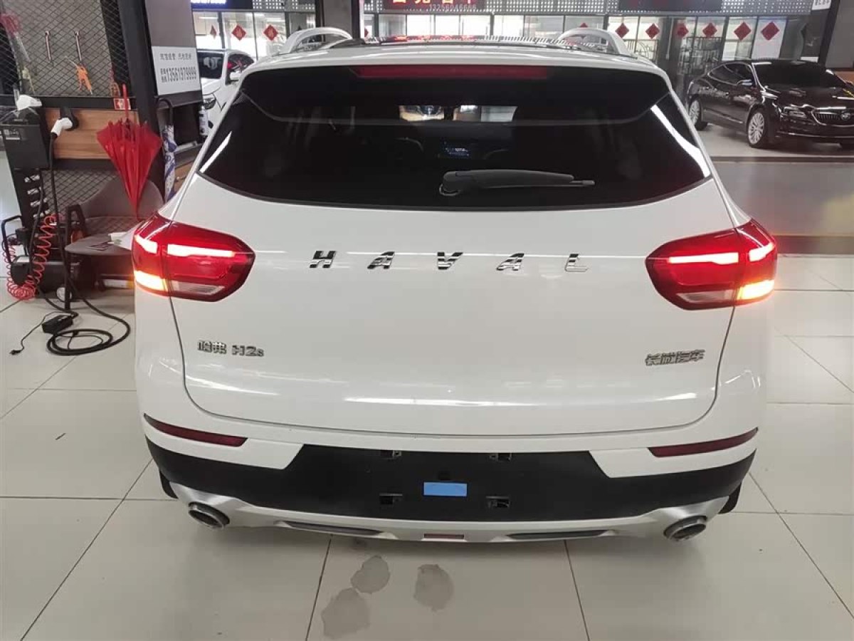 Haval H2s 2019 #7 Haval H2s 2019 car image #7