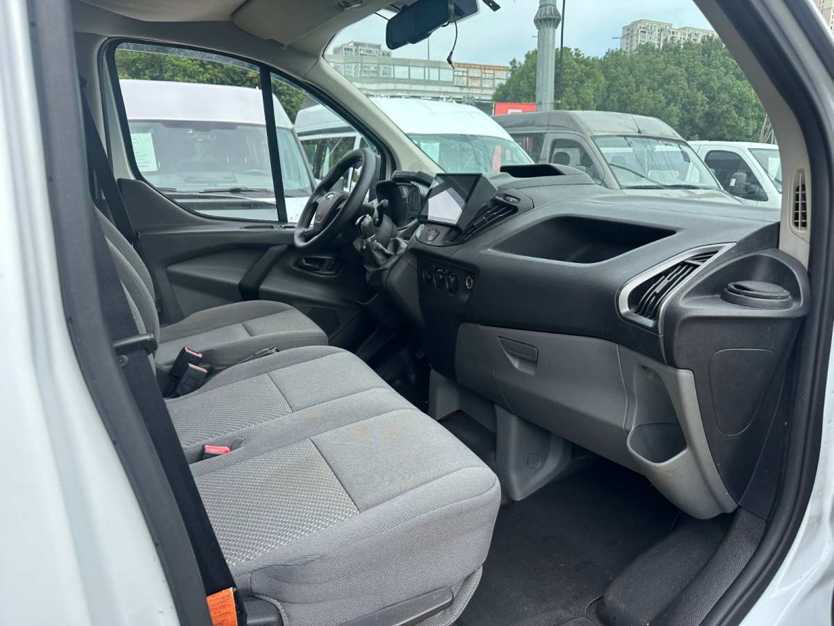 Ford Transit 2016 car image #7