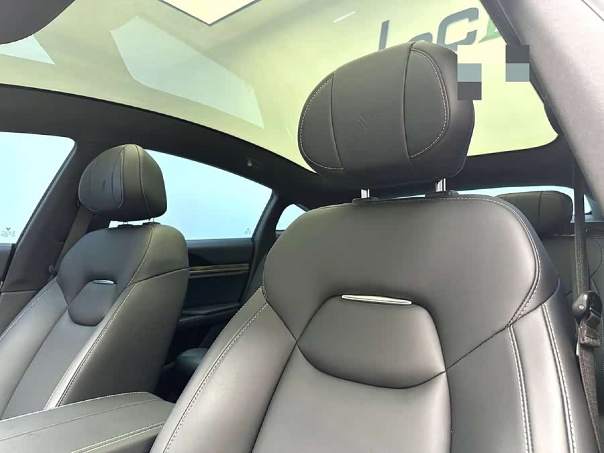 哪吒汽车 哪吒S 2023 汽车图片 #7