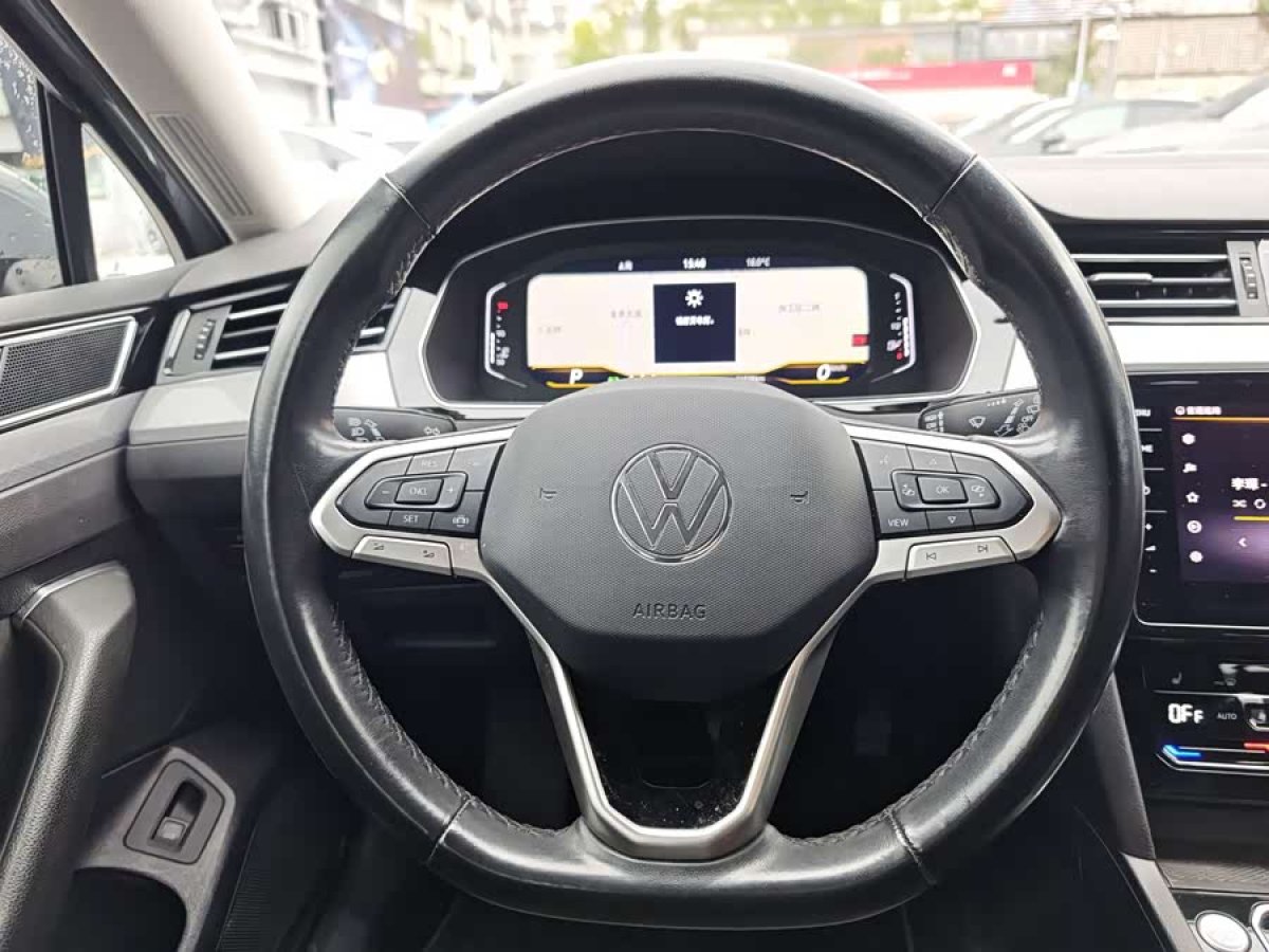 Volkswagen Passat Variant 2022 immagine di auto #7
