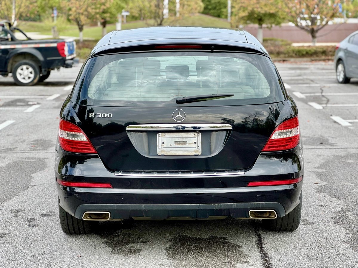 Mercedes-Benz R Class 2013 car image #7