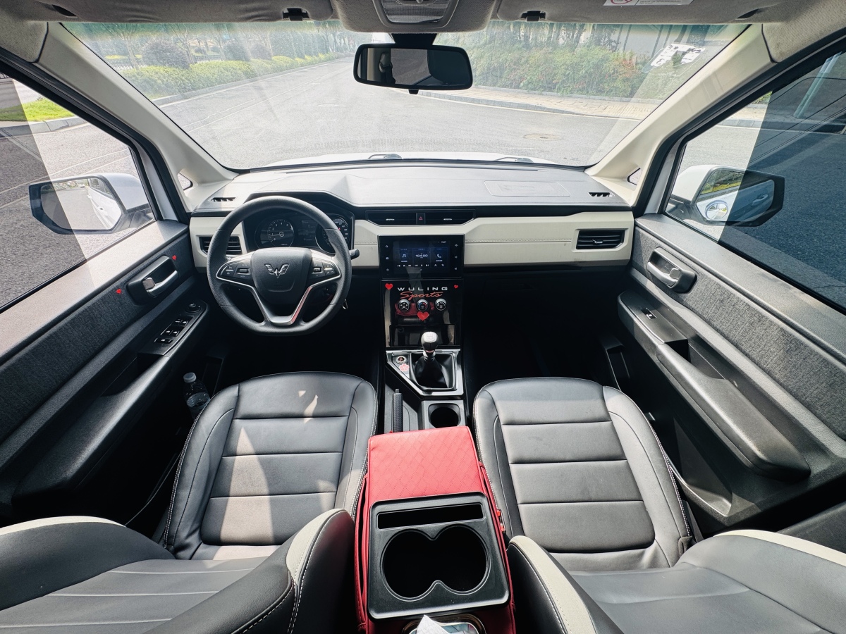 五菱汽车 五菱宏光PLUS 2021 汽车图片 #7