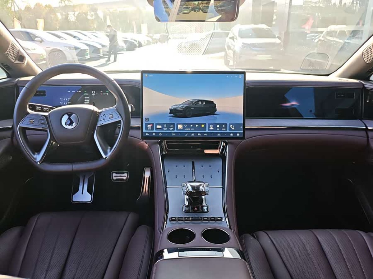 Denza Z9GT 2024 #7 Denza Z9GT 2024 car image #7