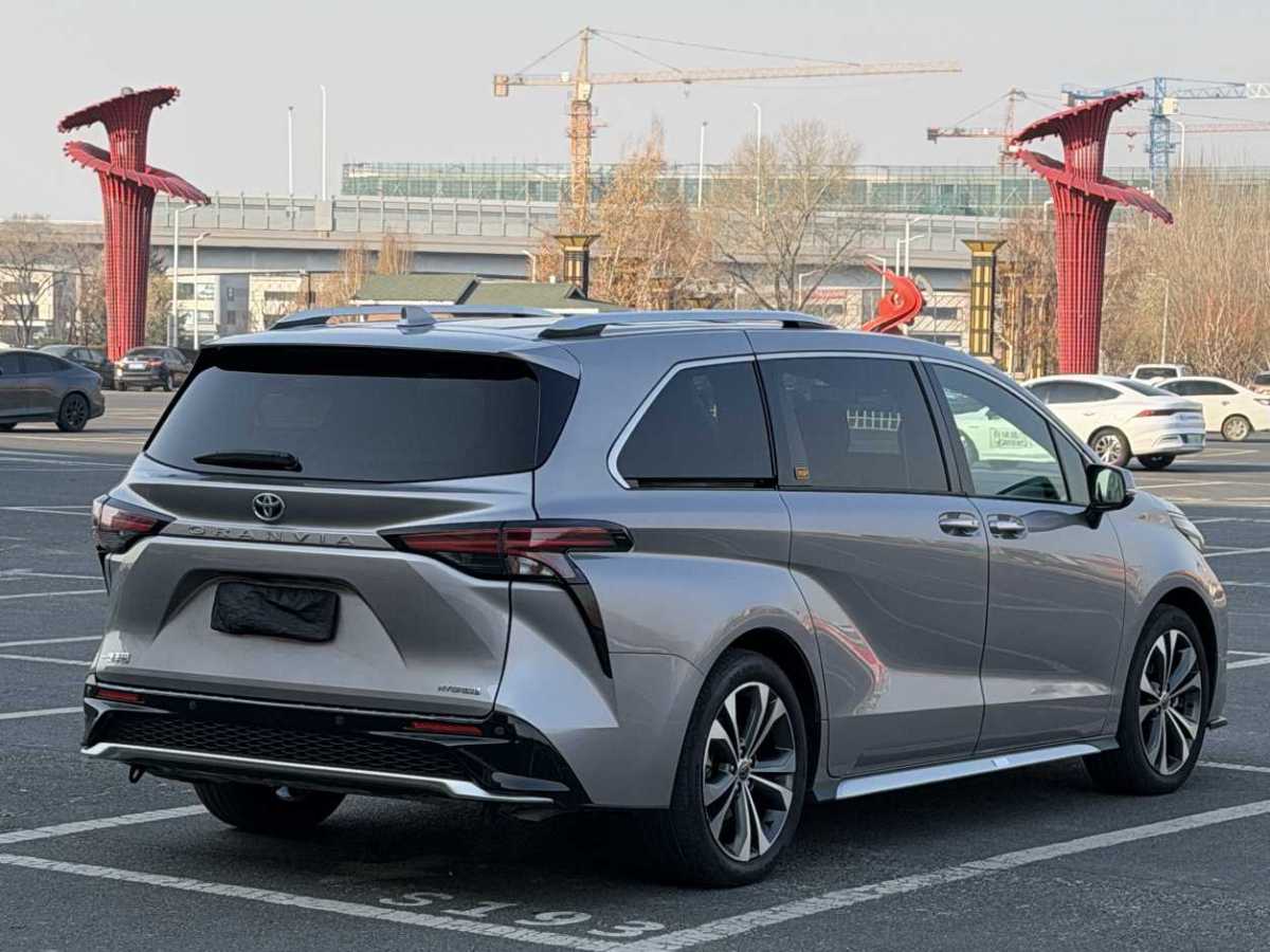 Toyota Granvia 2023 imagem de carro #7