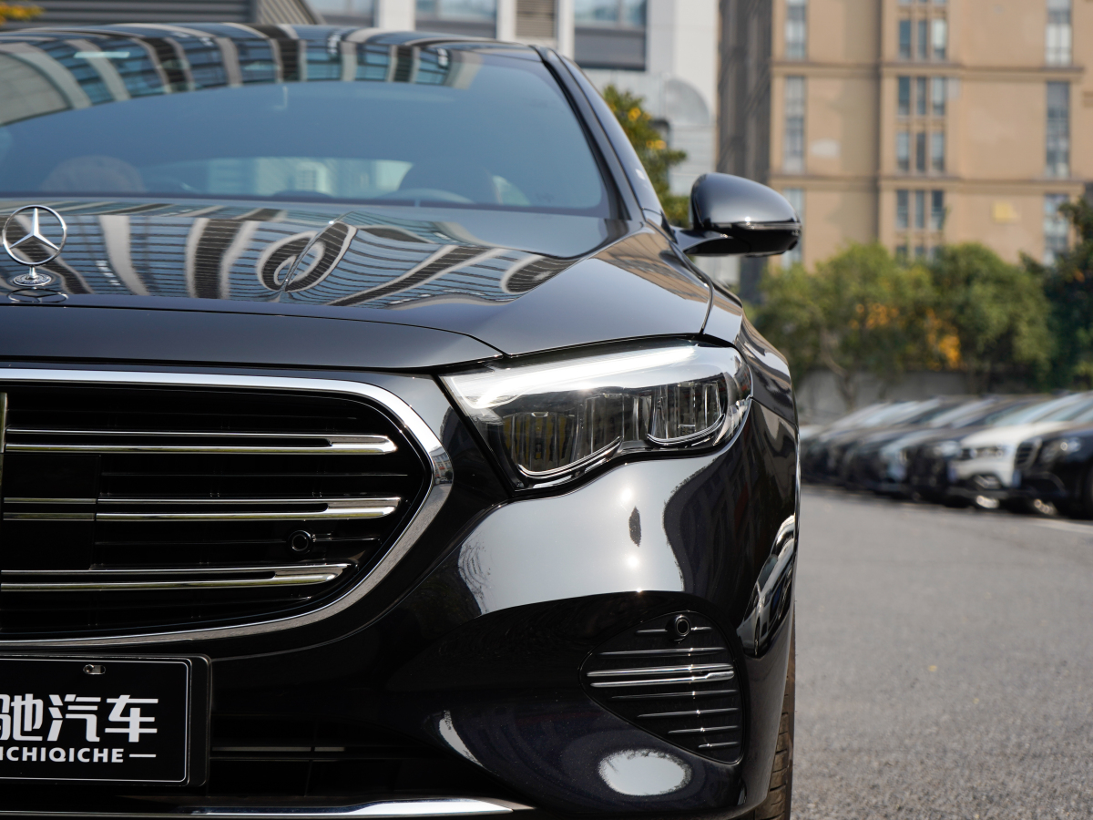 Mercedes-Benz E Class New Energy 2025 car image #7