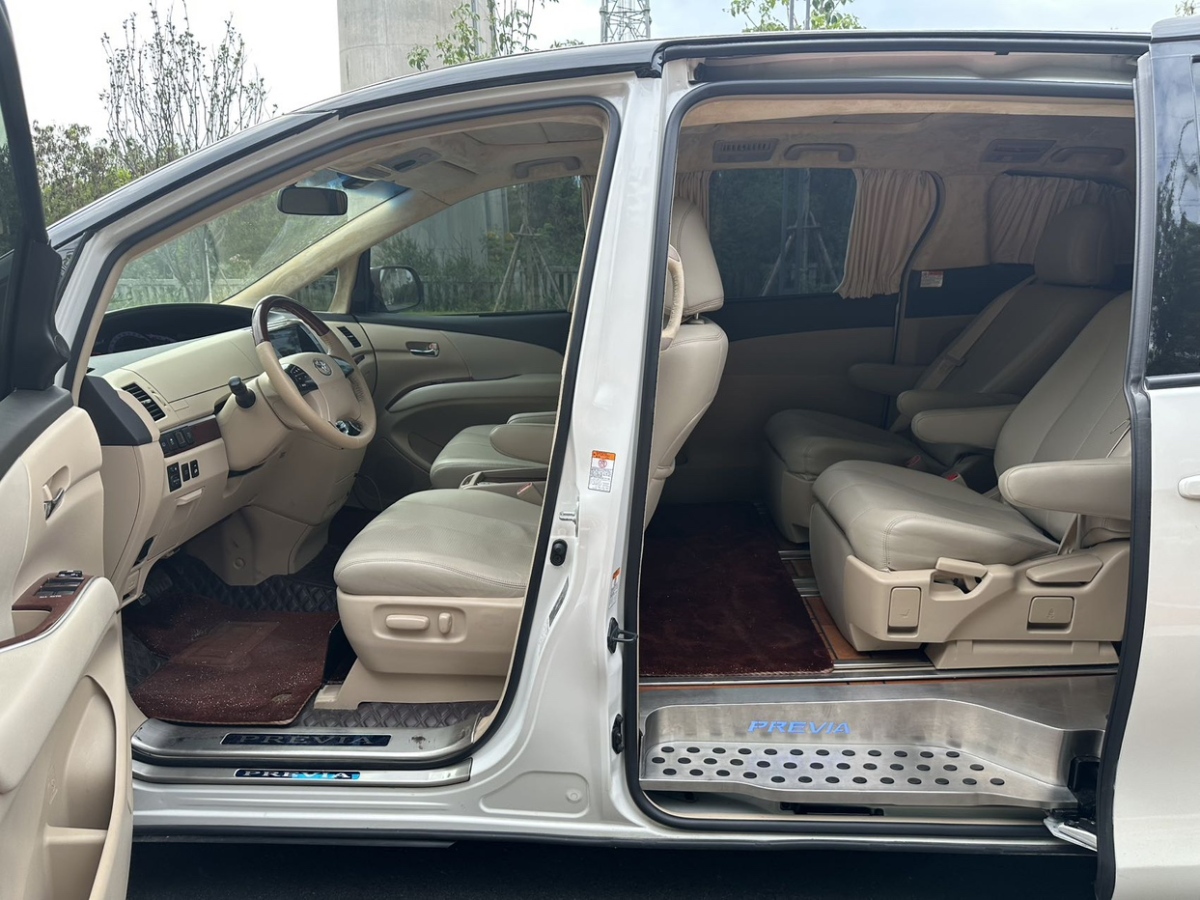 Toyota Previa 2020 image de voiture #7