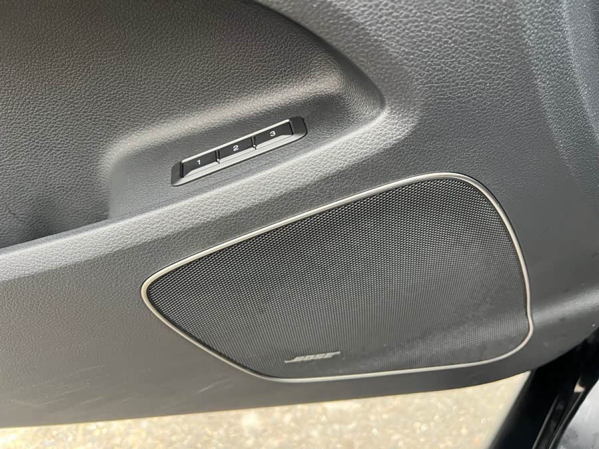 HongQi H7 2019 car image #7