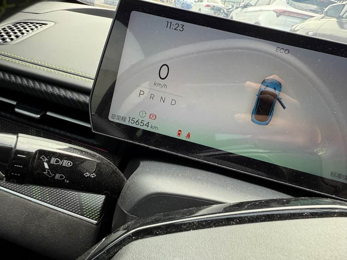 哪吒汽车 哪吒GT 2024 汽车图片 #7