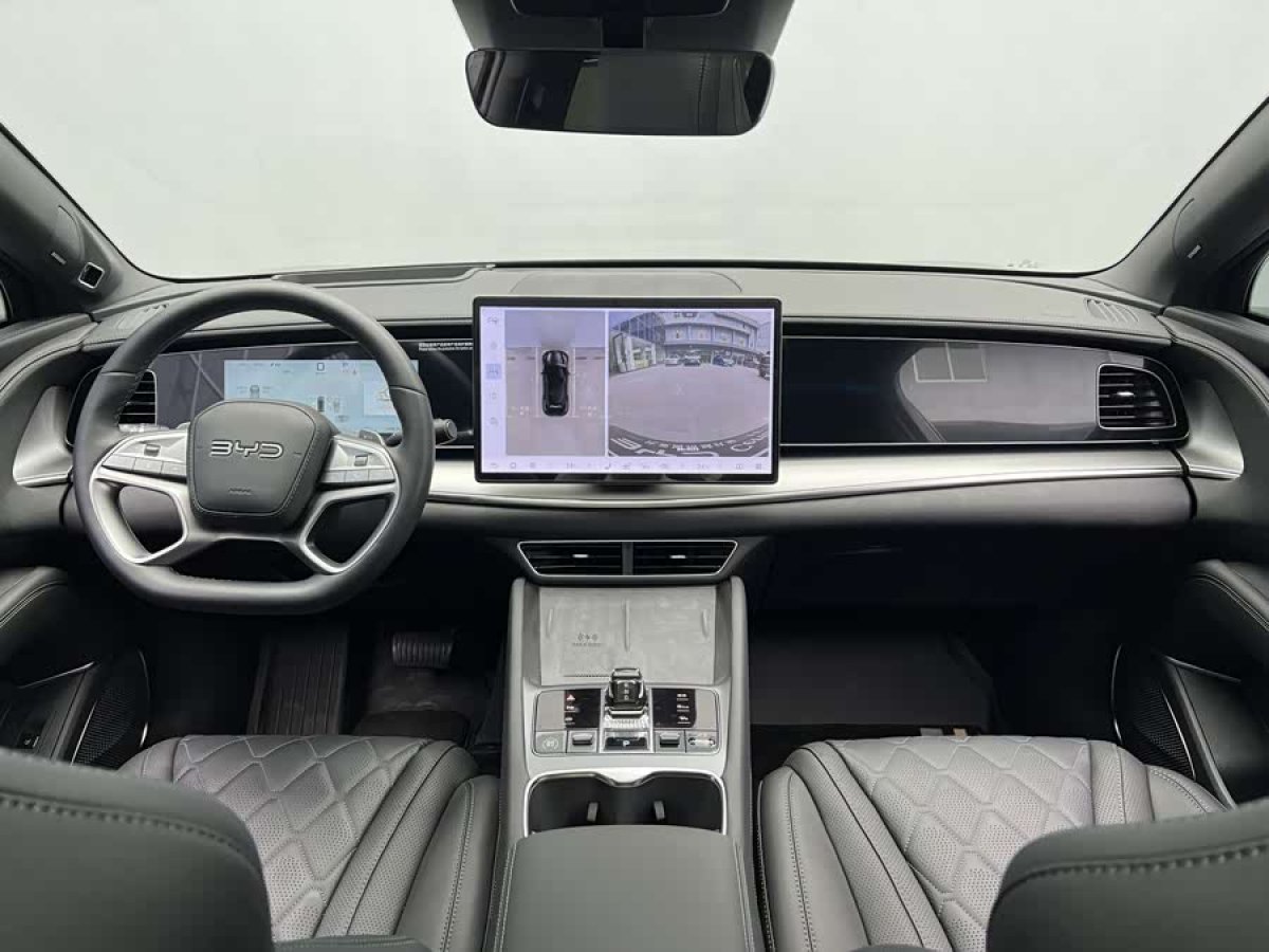 BYD Sea Lion 07 EV 2025 car image #7