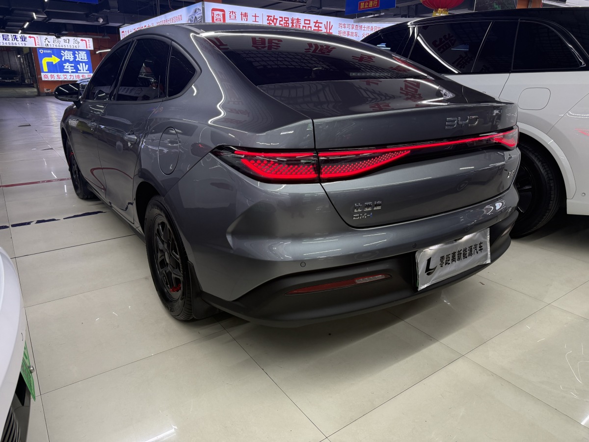 BYD Seal 2025 #7 BYD Seal 2025 car image #7