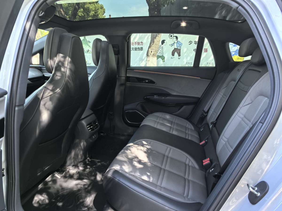 HongQi EH7 2024 immagine di auto #7