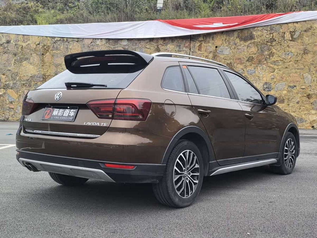 Volkswagen Cross Lavida 2014 immagine di auto #7