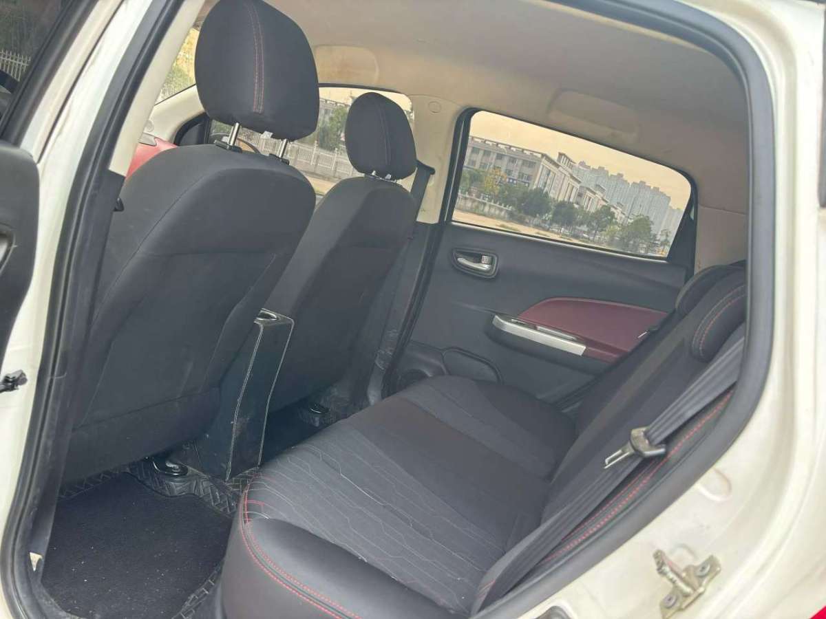 Changan BenBen 2015 #7 Changan BenBen 2015 car image #7