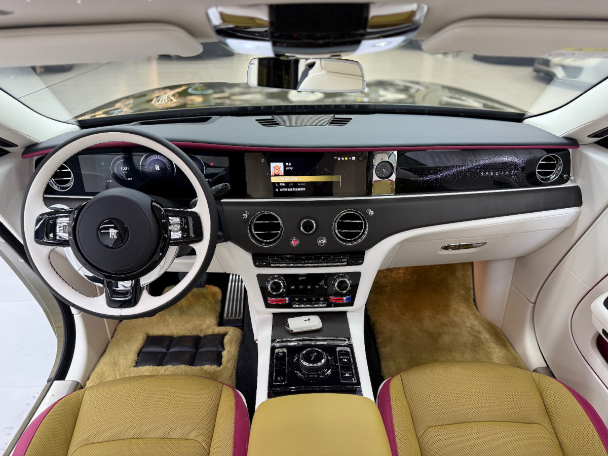劳斯莱斯 闪灵 2025 汽车图片 #7