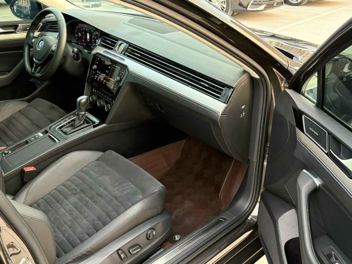 Volkswagen Passat Variant 2017 immagine di auto #7