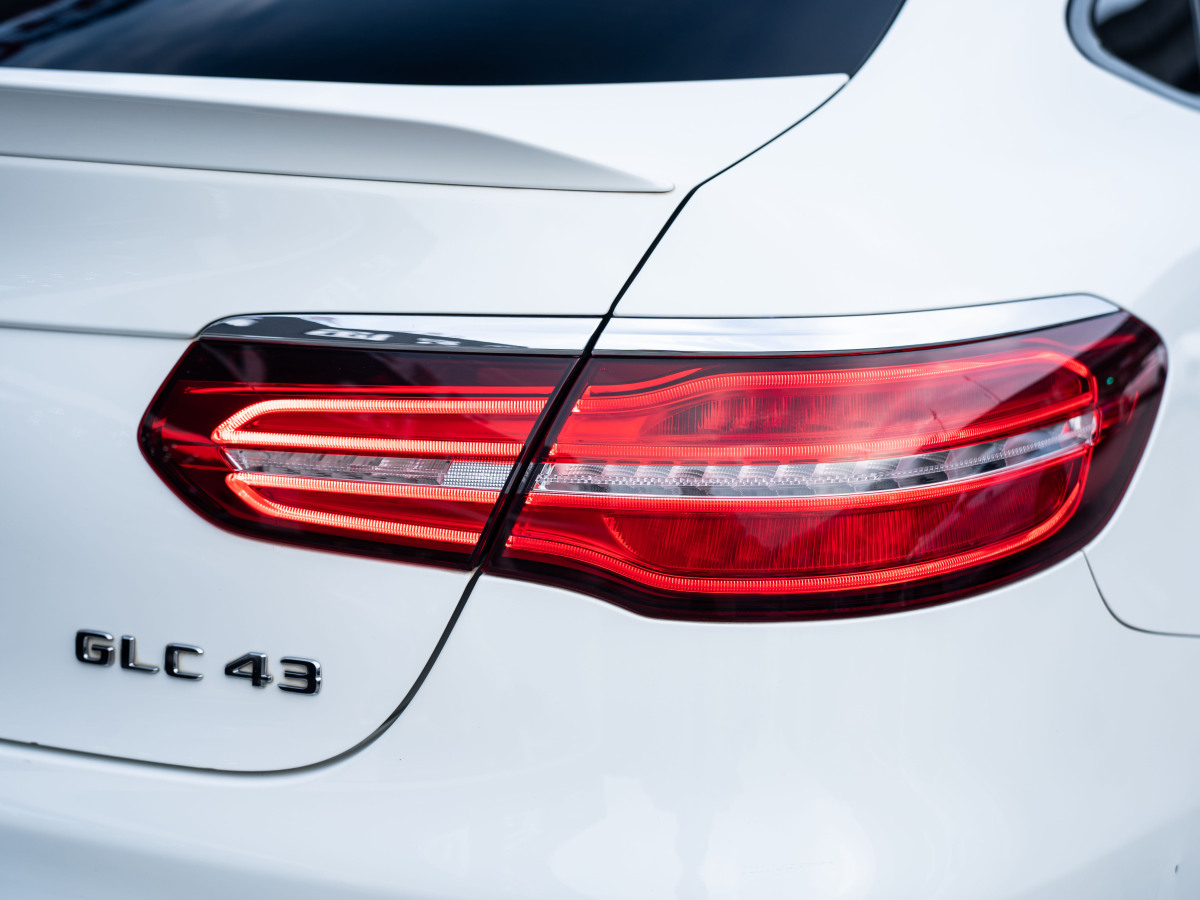 Mercedes-Benz GLC Coupe AMG 2018 imagem de carro #7