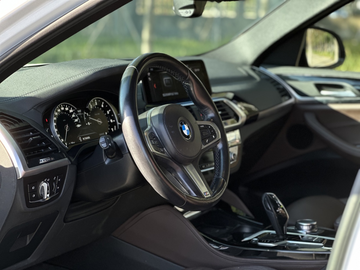 BMW X4 M 2018 immagine di auto #7