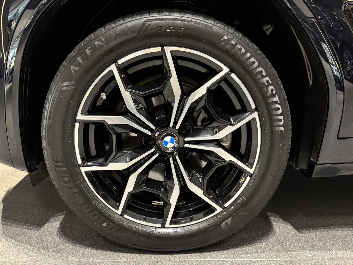 BMW X4 M 2023 car image #7