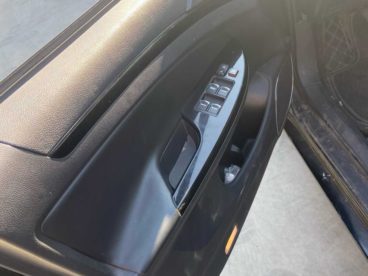 BYD SuRui 2014 car image #7