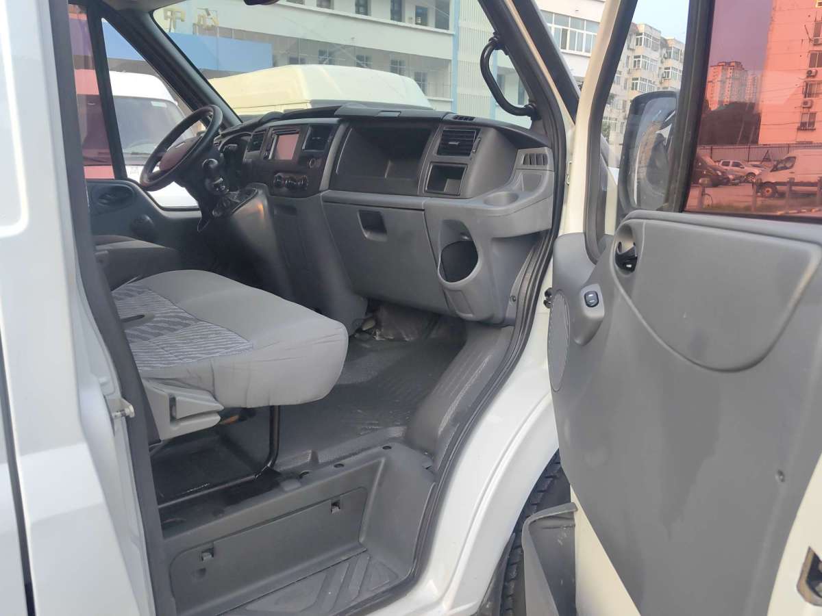 Ford Transit 2017 #7 Ford Transit 2017 car image #7