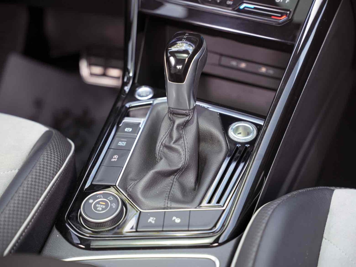 Volkswagen Tayron X 2020 #7 Volkswagen Tayron X 2020 immagine di auto #7