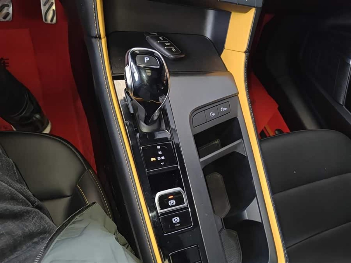 MG 6 New Energy 2020 car image #7