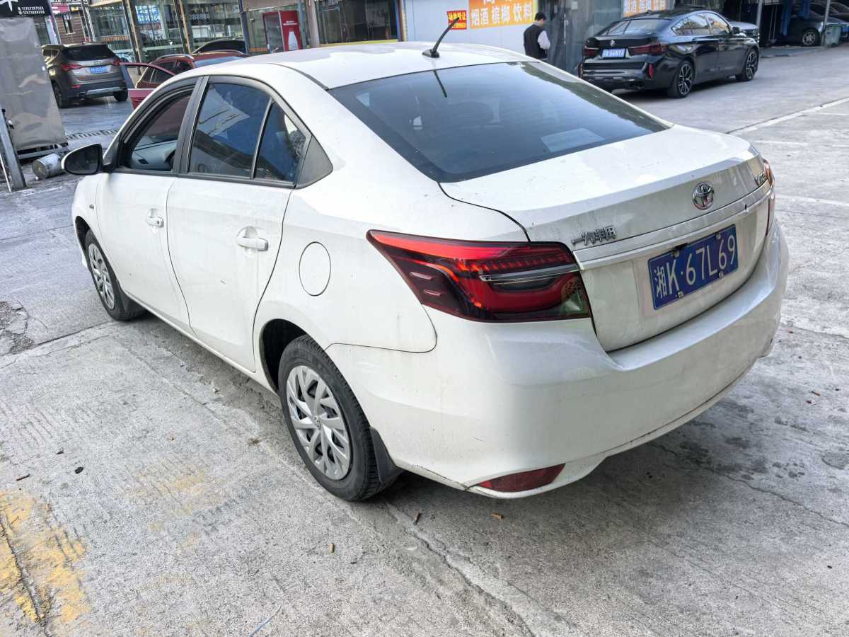 Toyota Vios 2021 изображение автомобиля #7
