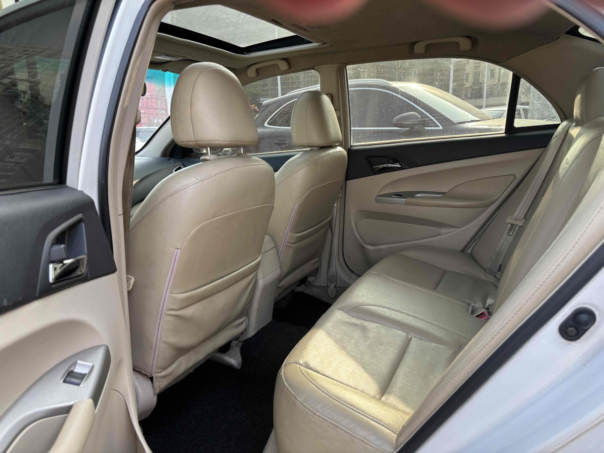 BYD F3 2014 car image #7