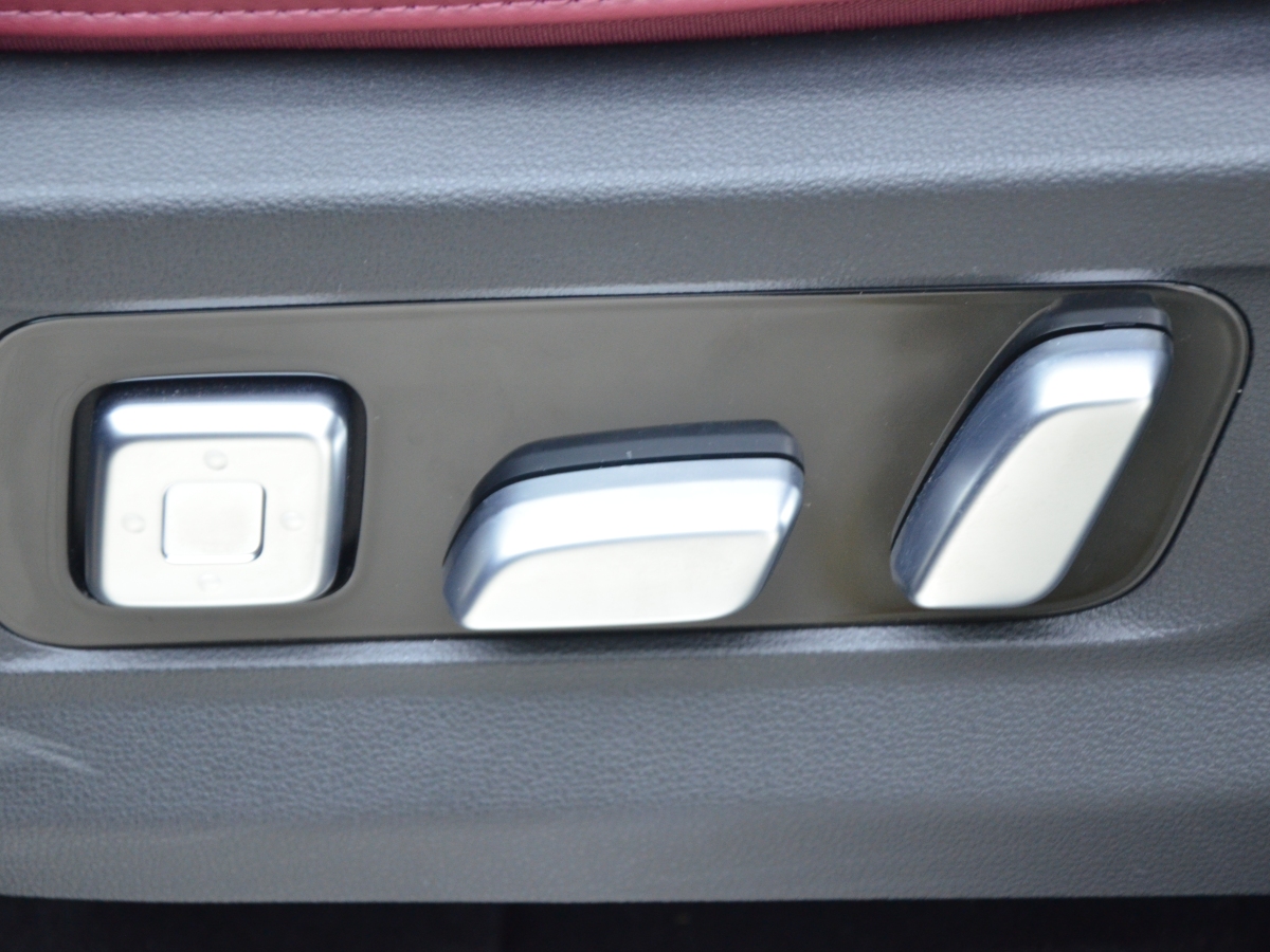 Tank 400 New Energy 2025 изображение автомобиля #7