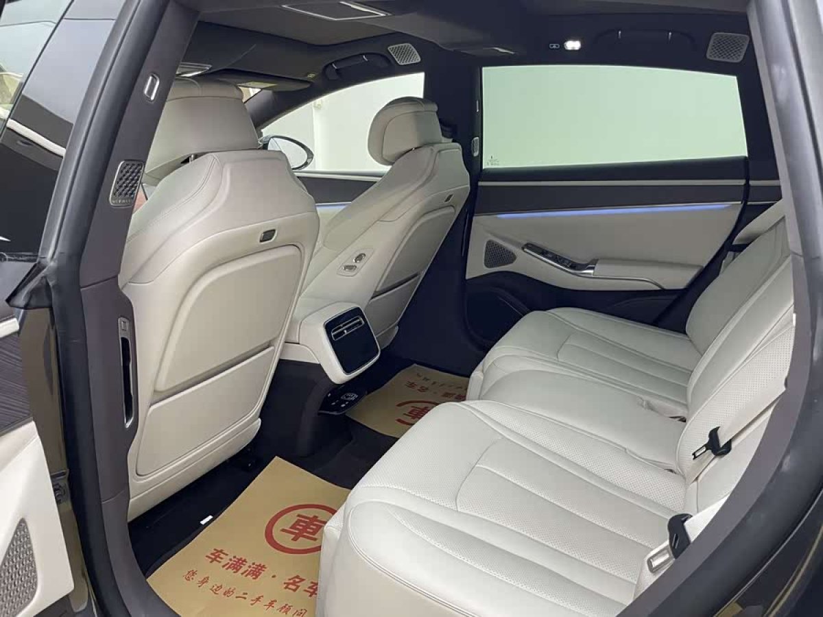 Denza Z9 2024 car image #7