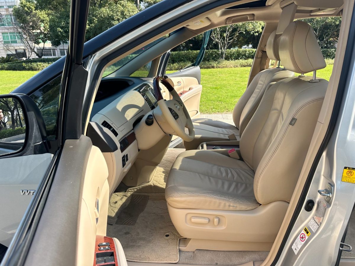 Toyota Previa 2014 car image #7