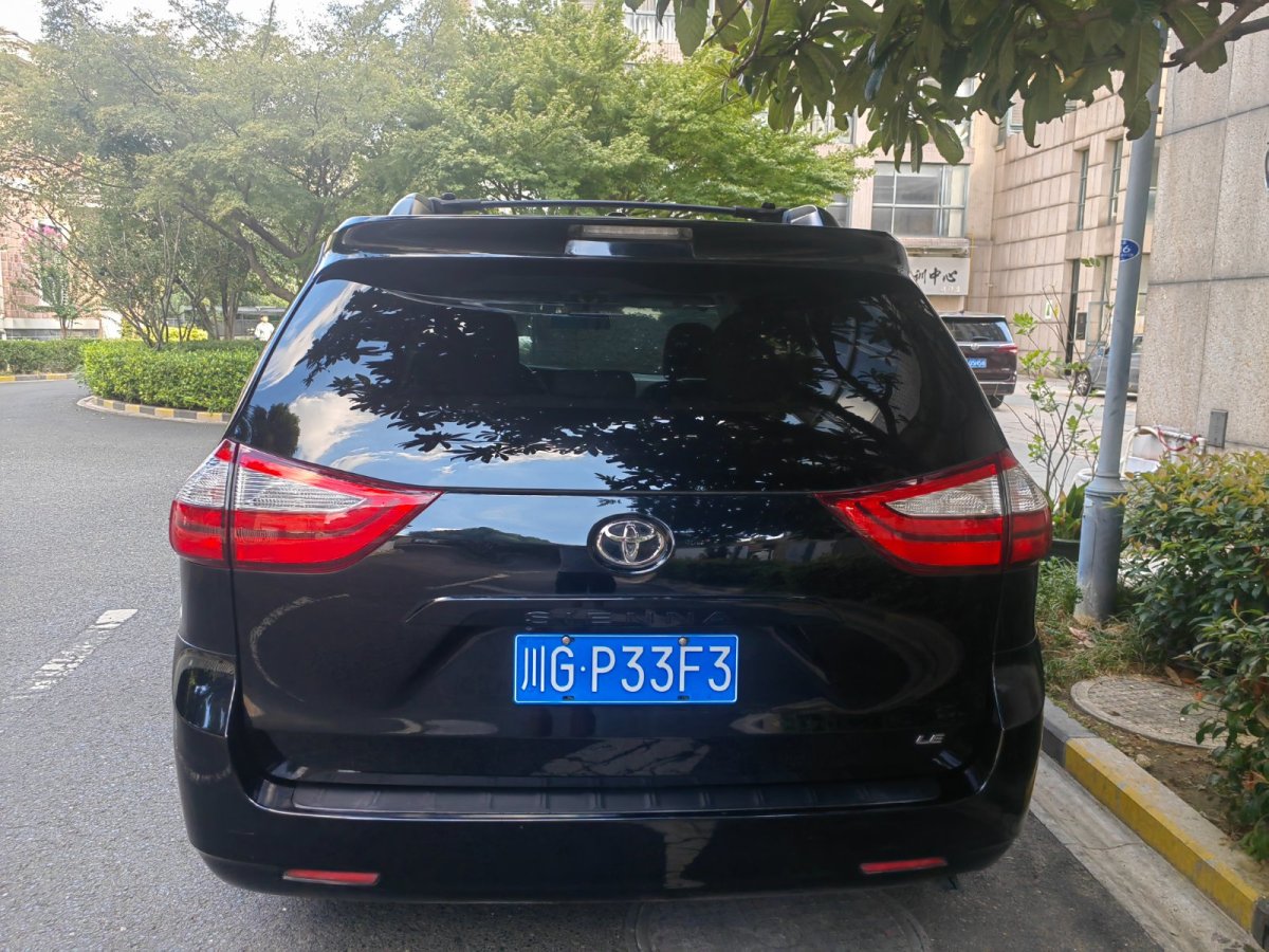 Toyota SIENNA 2015 #7 Toyota SIENNA 2015 car image #7