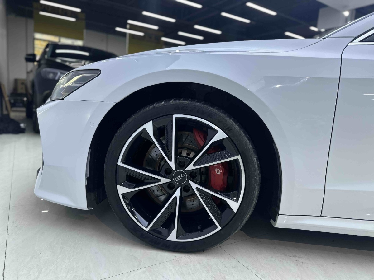 Audi A7 2021 car image #7