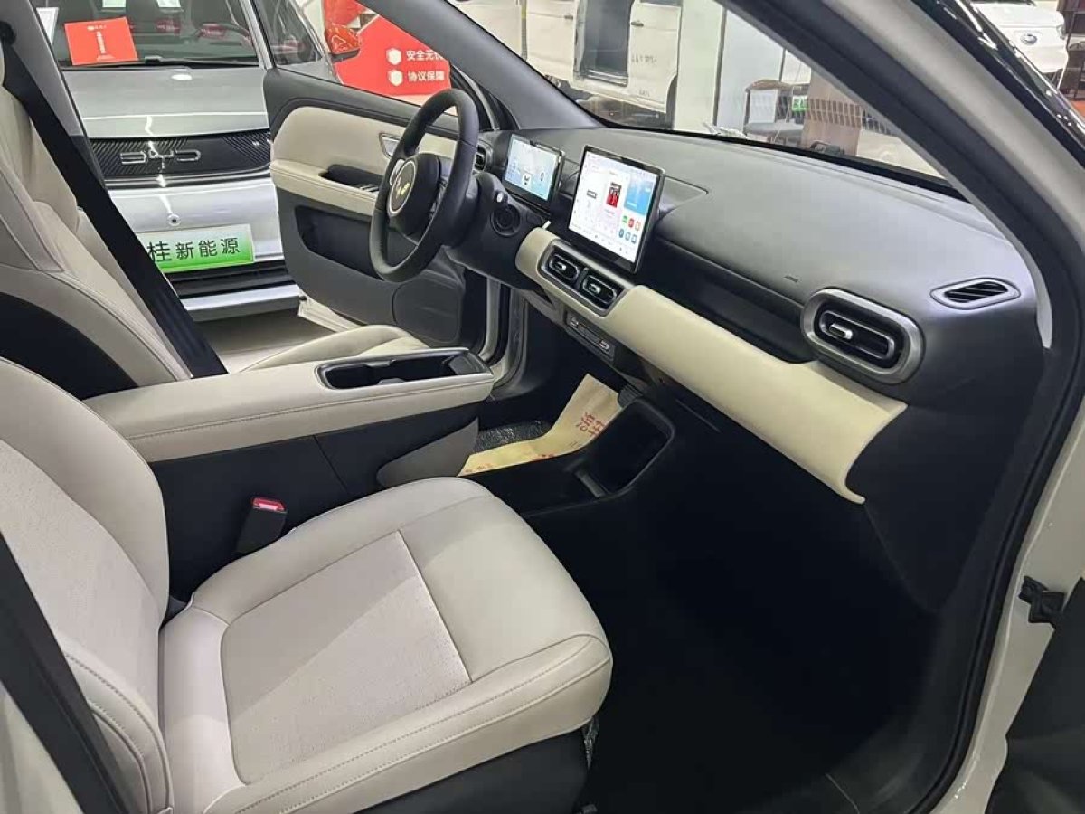 五菱汽车 五菱缤果PLUS 2025 汽车图片 #7