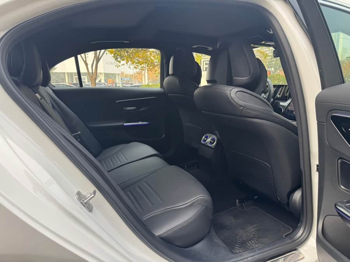 Mercedes-Benz C Class New Energy 2024 #7 Mercedes-Benz C Class New Energy 2024 immagine di auto #7