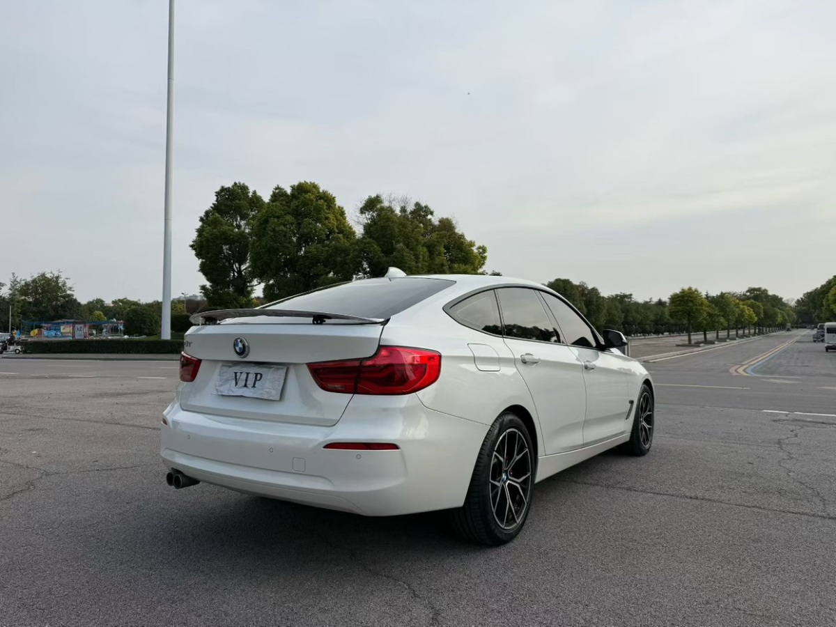 BMW 3 Series GT 2019 immagine di auto #7