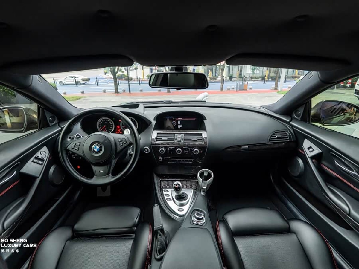 BMW M6 2010 #7 BMW M6 2010 car image #7