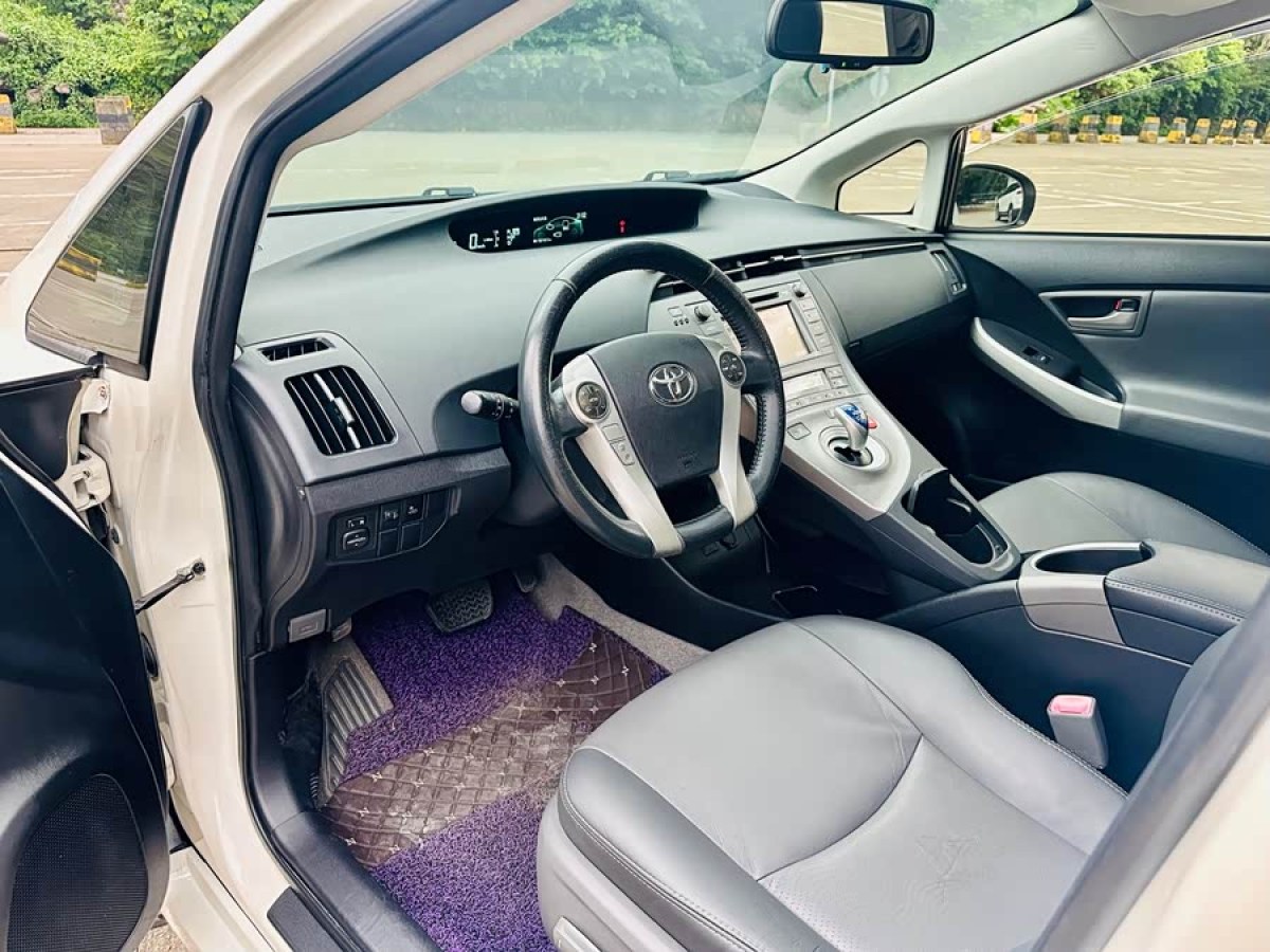 Toyota Prius 2013 #7 Toyota Prius 2013 car image #7