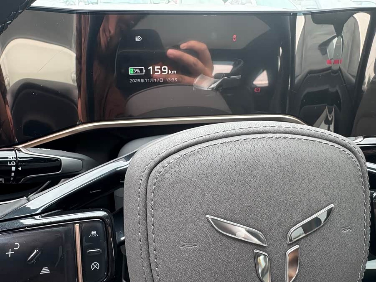 HongQi EH7 2024 car image #7