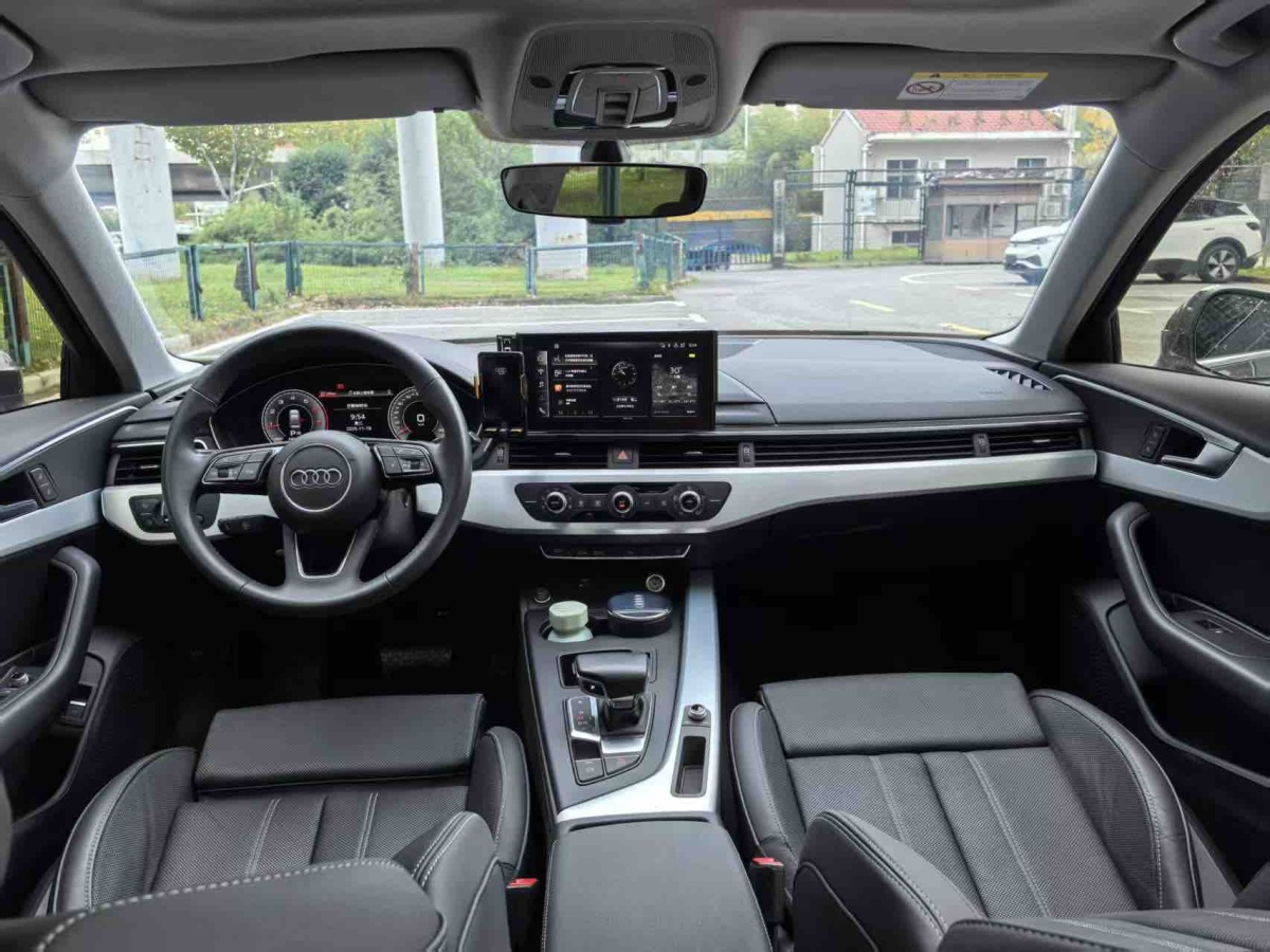 Audi A4 2021 car image #7