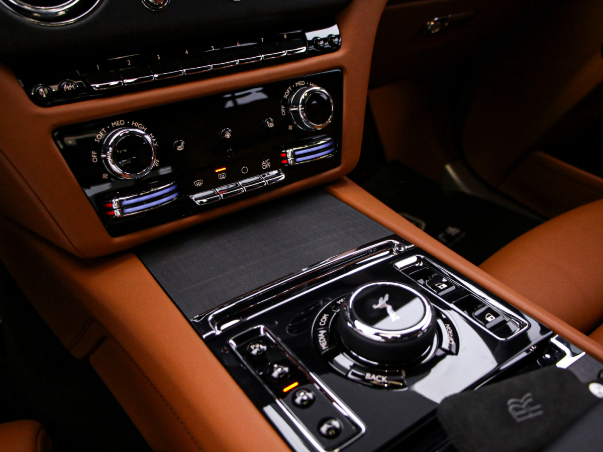 劳斯莱斯 古思特 2023 #7 劳斯莱斯 古思特 2023 汽车图片 #7