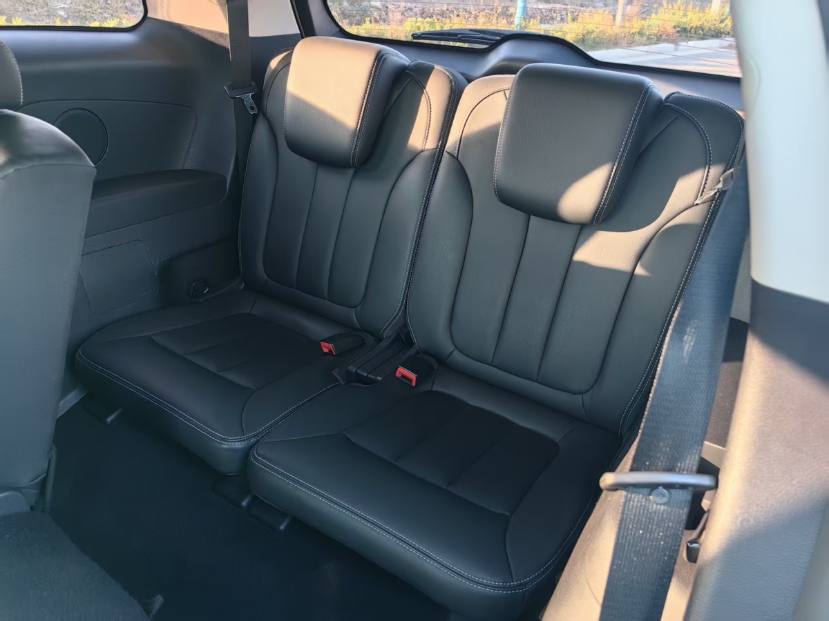 BYD Song 2017 car image #7